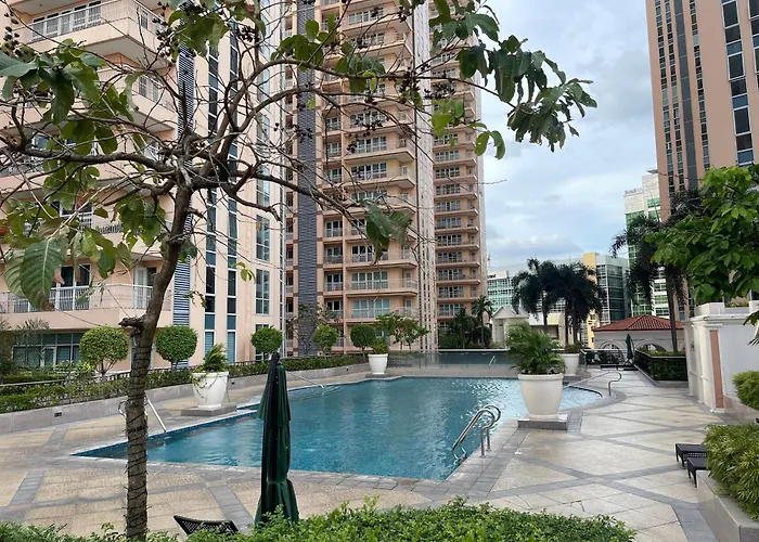Apartment Chic At Venice Grand Canal Mall View